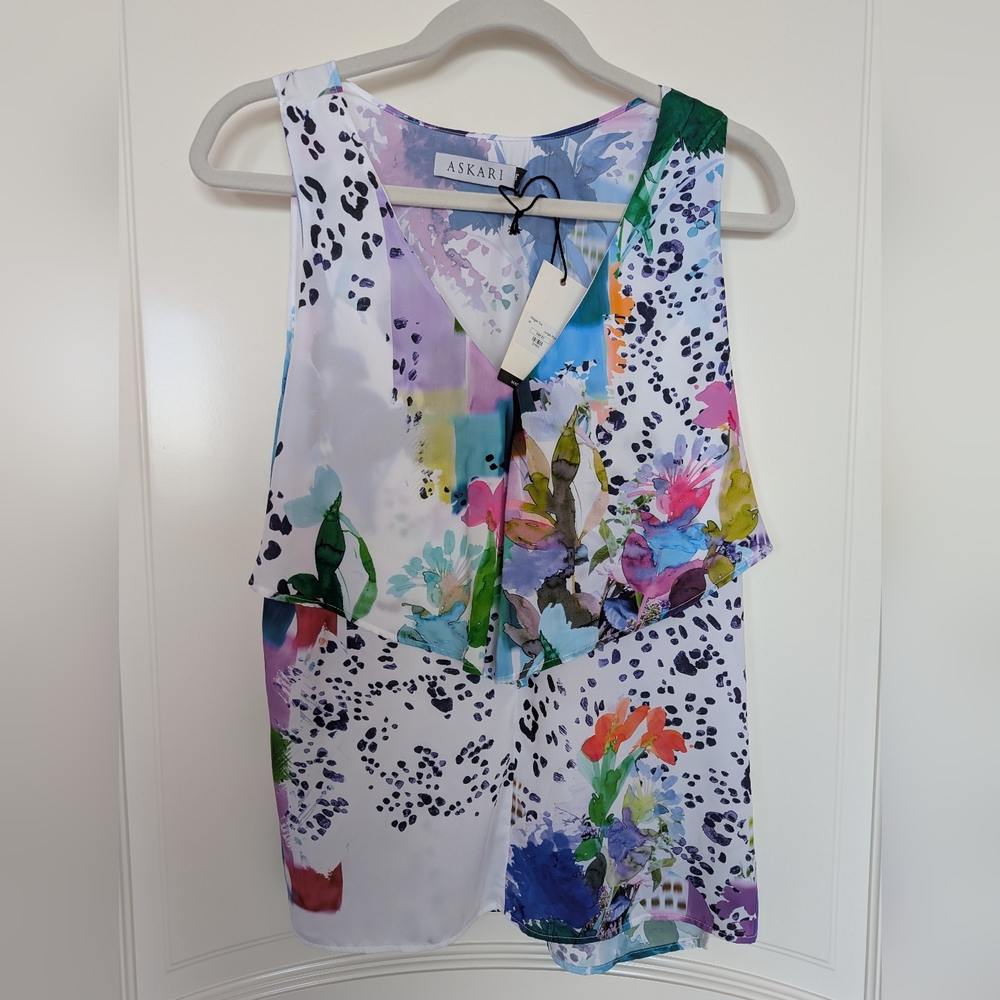 Askari Abigail Top M Jungle Print NWT